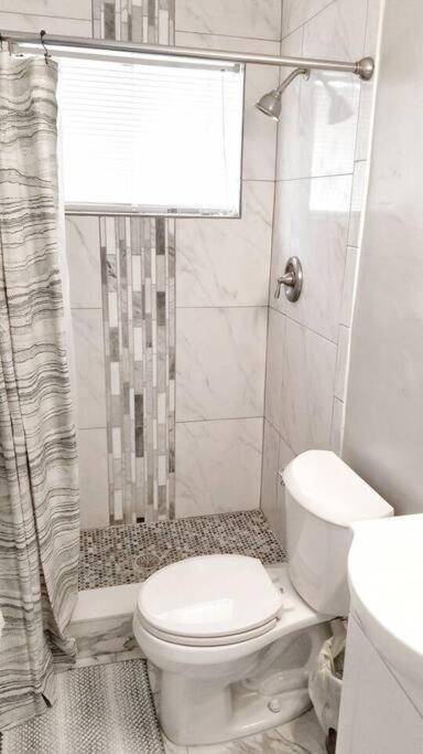 Ultra Glam Apartment 5 Miles From Hard Rock Casino Hollywood Eksteriør billede