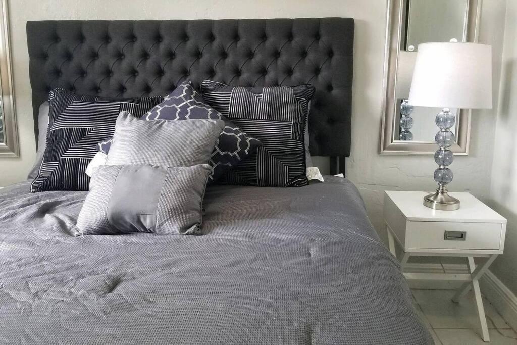 Ultra Glam Apartment 5 Miles From Hard Rock Casino Hollywood Eksteriør billede